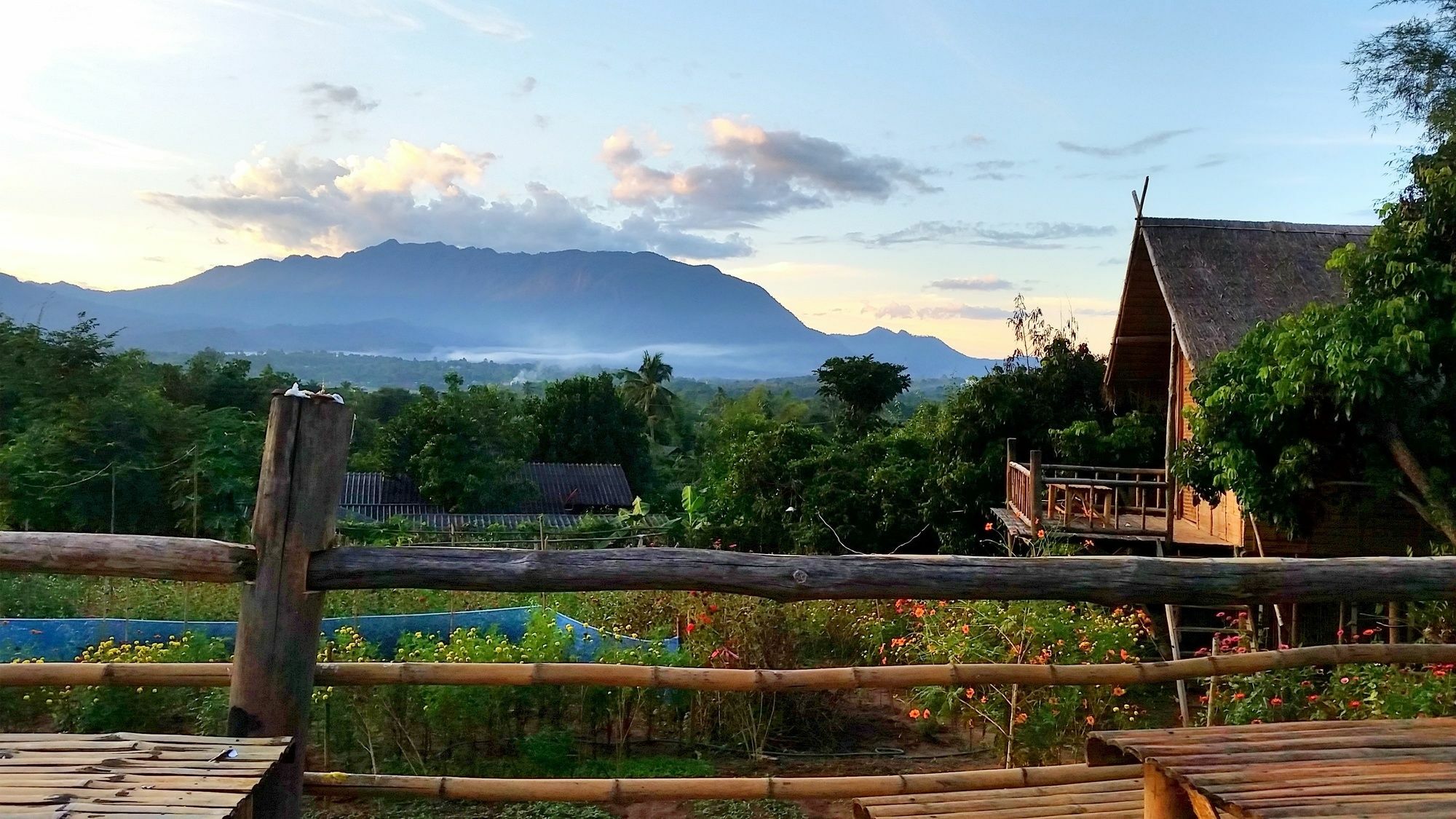 Baan Aingdoi Homestay, 치앙다오 외부 사진