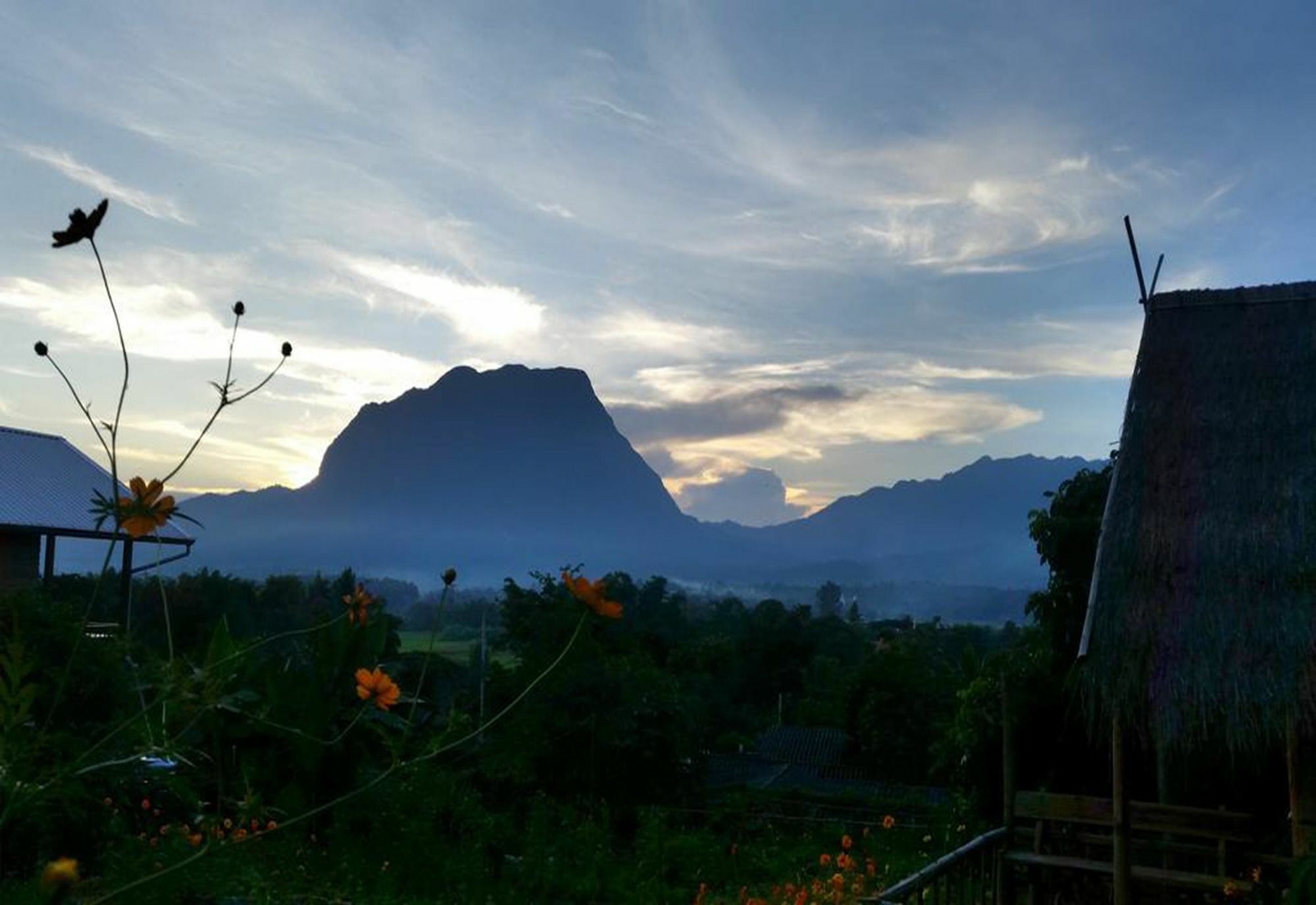 Baan Aingdoi Homestay, 치앙다오 외부 사진